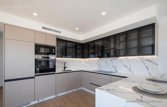 6 sypialnia Willa na sprzedaż w Algorfa z garażem - 965 000 € (Ref: 8841045)
