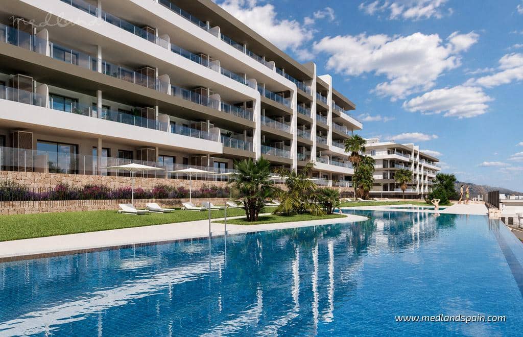 3 soveværelse Villa til salg i El Campello med swimmingpool garage - € 465.000 (Ref: 8873508)