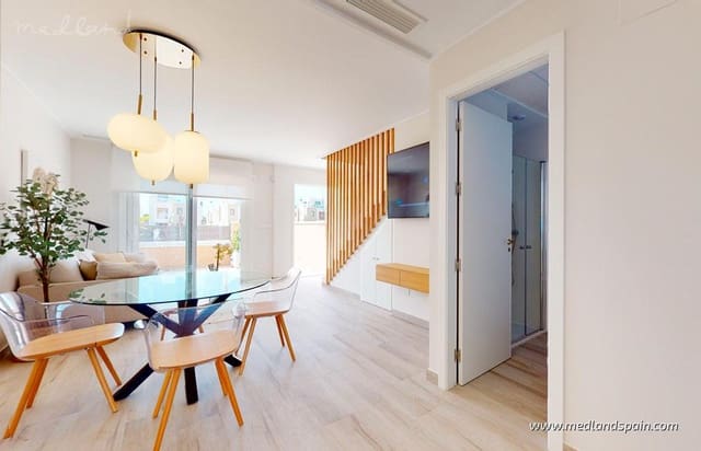 3 makuuhuone Omakotitalo myytävänä paikassa Pilar de la Horadada ciudad, Pilar de la Horadada mukana uima-altaan 
autotalli - 309 900 € (Ref: 8875296)