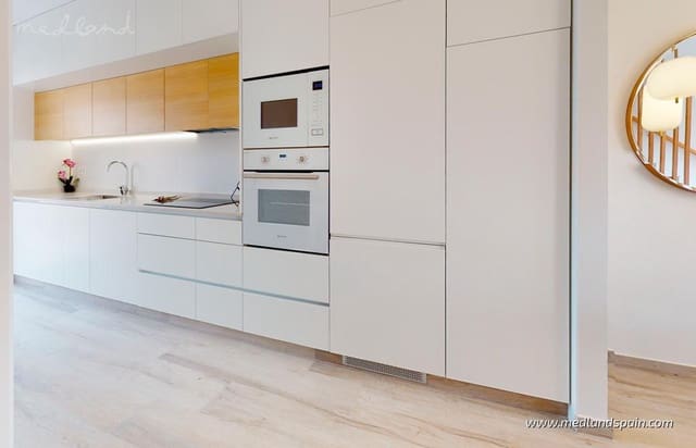 3 makuuhuone Omakotitalo myytävänä paikassa Pilar de la Horadada ciudad, Pilar de la Horadada mukana uima-altaan 
autotalli - 309 900 € (Ref: 8875296)