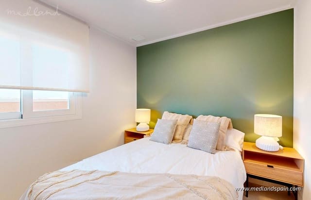 3 quarto Apartamento para venda em Pilar de la Horadada com piscina garagem - 299 900 € (Ref: 8875299)
