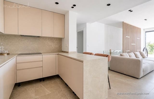 3 soveværelse Villa til salg i El Campello med swimmingpool garage - € 550.000 (Ref: 8875304)