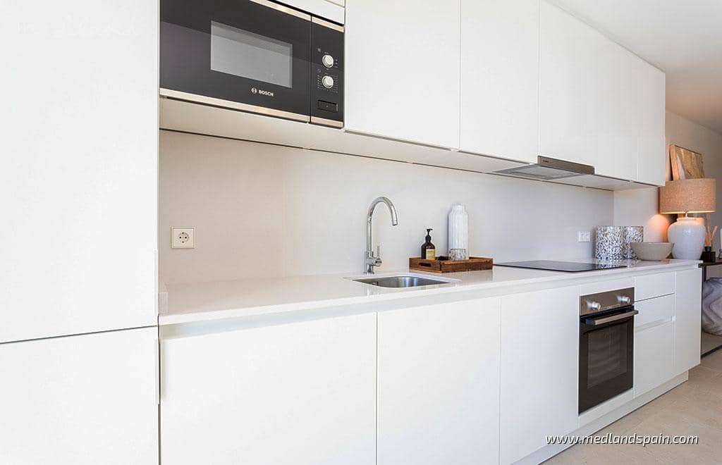 3 bedroom Apartment for sale in Mijas Costa with pool garage - € 638,000 (Ref: 8880829)