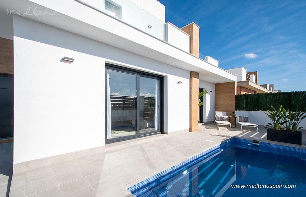2 bedroom Villa for sale in Roldan with pool garage - € 299,900 (Ref: 8881492)