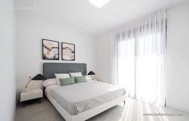 Chalet de 3 habitaciones en Torre-Pacheco en venta con piscina garaje - 392.500 € (Ref: 8881819)
