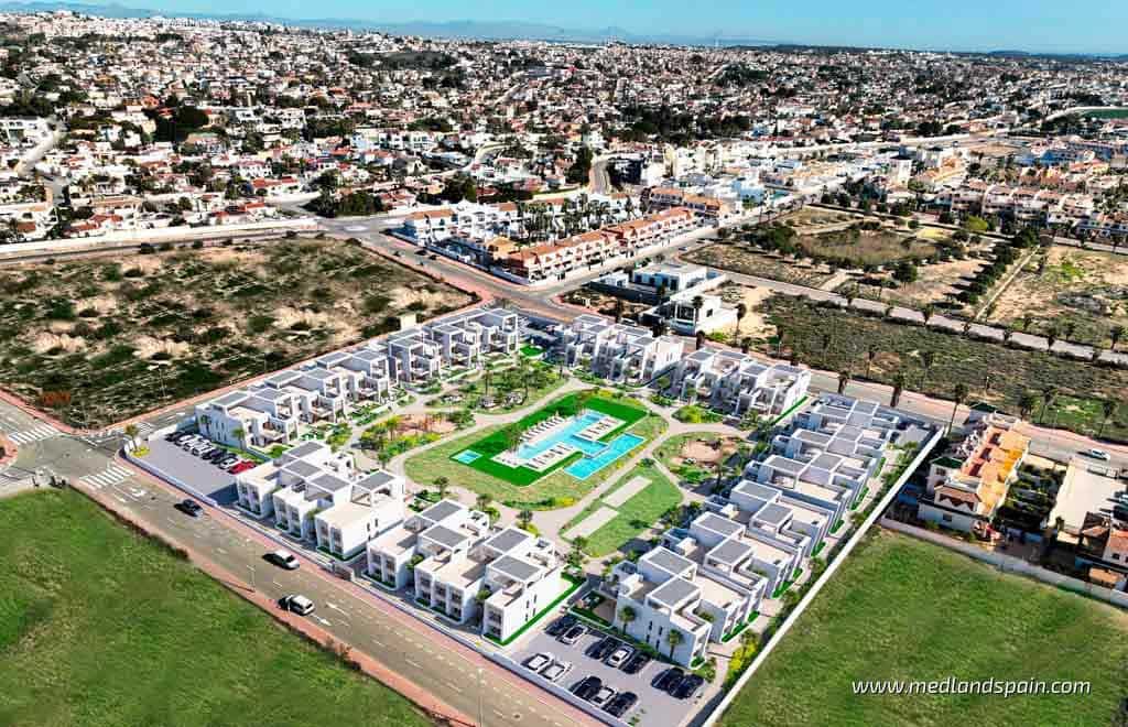 3 soveværelse Lejlighed til salg i Ciudad Quesada med swimmingpool garage - € 334.000 (Ref: 8888298)