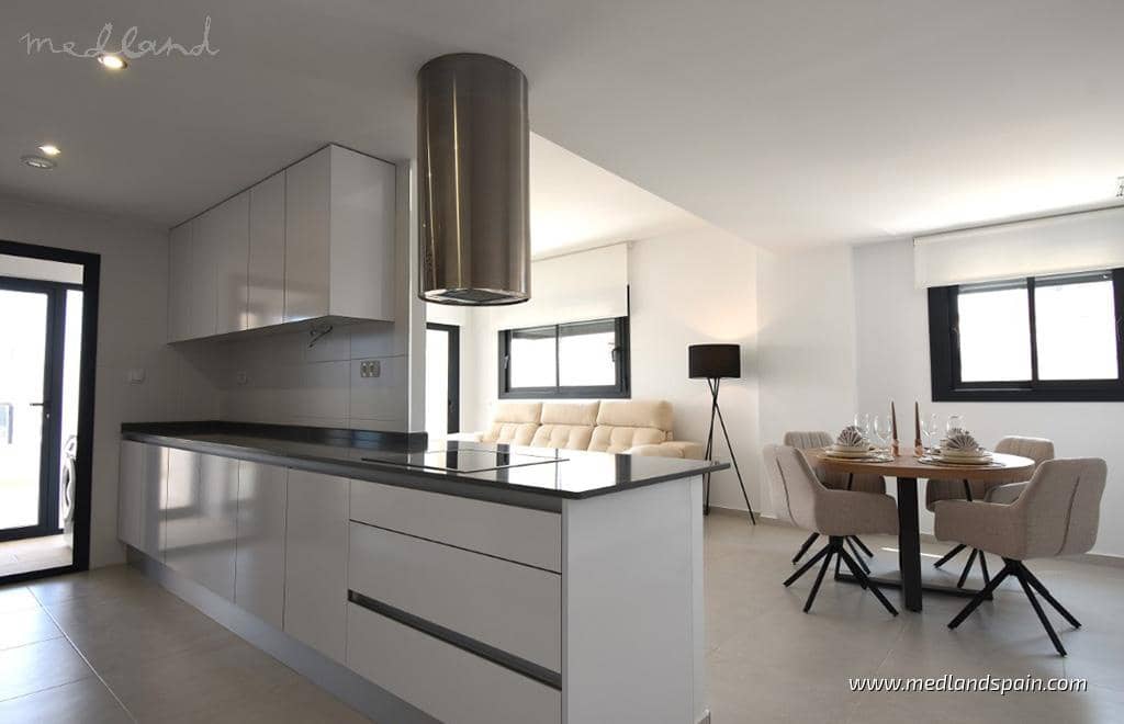 3 chambre Appartement à vendre à San Miguel de Salinas avec piscine garage - 390 000 € (Ref: 8893307)