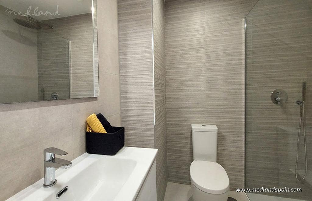 3 chambre Appartement à vendre à San Miguel de Salinas avec piscine garage - 390 000 € (Ref: 8893307)