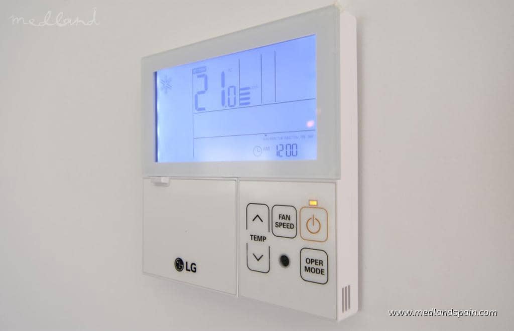 2 bedroom Apartment for sale in San Miguel de Salinas with pool garage - € 316,000 (Ref: 8893311)