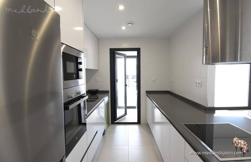 2 soverom Leilighet til salgs i San Miguel de Salinas med svømmebasseng garasje - € 266 000 (Ref: 8893317)