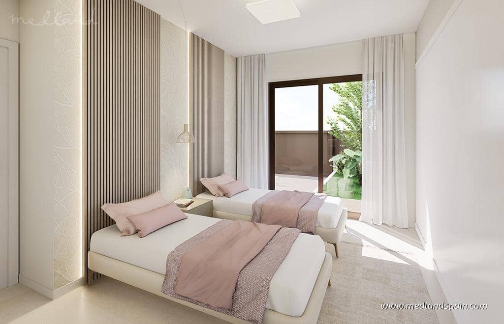 3 chambre Villa/Maison à vendre à Los Alcazares avec piscine garage - 599 000 € (Ref: 8902591)