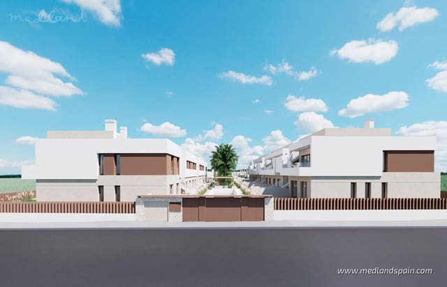 3 makuuhuone Huvila myytävänä paikassa Las Lomas de Rame - Bahía Bella, Los Alcázares mukana uima-altaan 
autotalli - 489 000 € (Ref: 8902592)