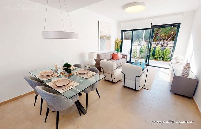 3 makuuhuone Huvila myytävänä paikassa Las Lomas de Rame - Bahía Bella, Los Alcázares mukana uima-altaan 
autotalli - 429 000 € (Ref: 8902593)