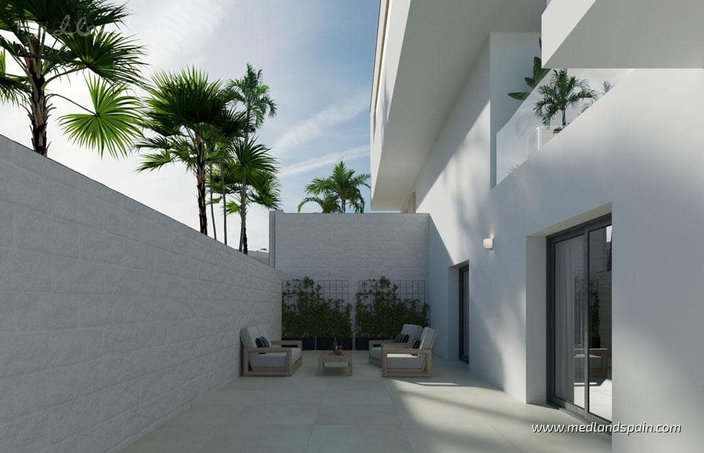 Chalet de 3 habitaciones en Ciudad Quesada en venta con piscina garaje - 1.215.000 € (Ref: 8902595)