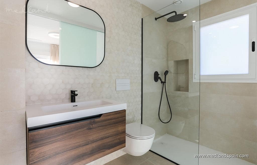 3 slaapkamer Villa te koop in Pilar de la Horadada met zwembad garage - € 469.000 (Ref: 8905281)