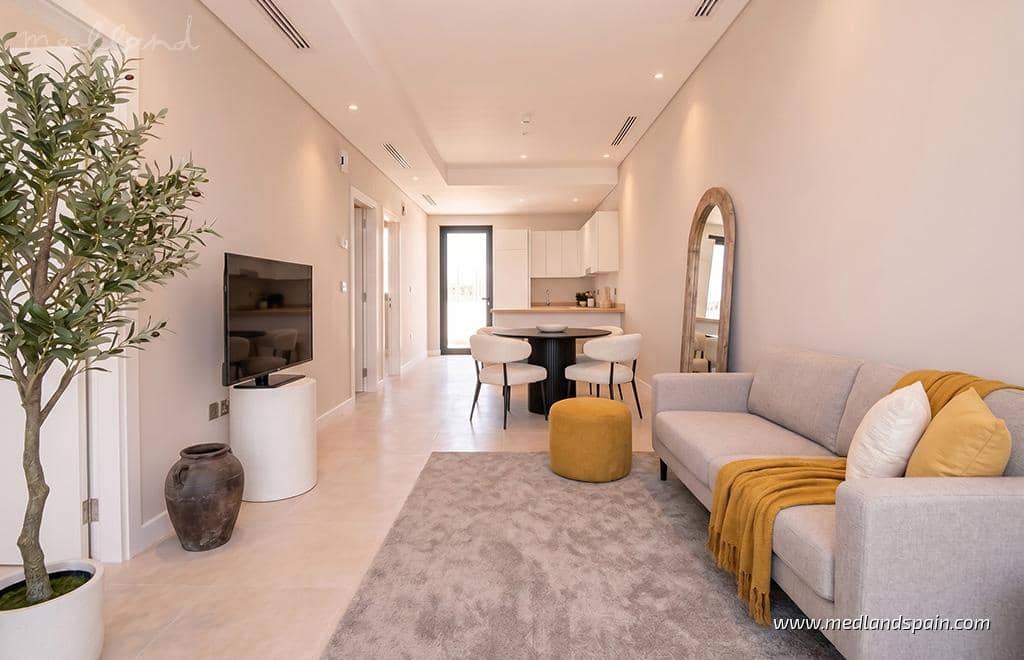 Apartamento de 2 habitaciones en San Fulgencio en venta con piscina garaje - 233.900 € (Ref: 8915567)