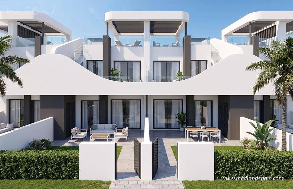 Apartamento de 2 habitaciones en San Fulgencio en venta con piscina garaje - 233.900 € (Ref: 8915567)