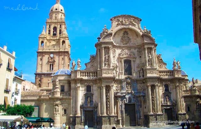 3 soveværelse Villa til salg i Alhama de Murcia med swimmingpool garage - € 335.000 (Ref: 8915681)