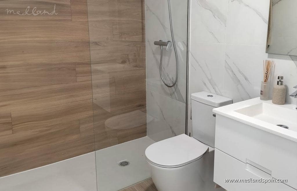 3 bedroom Apartment for sale in Orihuela Costa with pool garage - € 299,900 (Ref: 8921832)