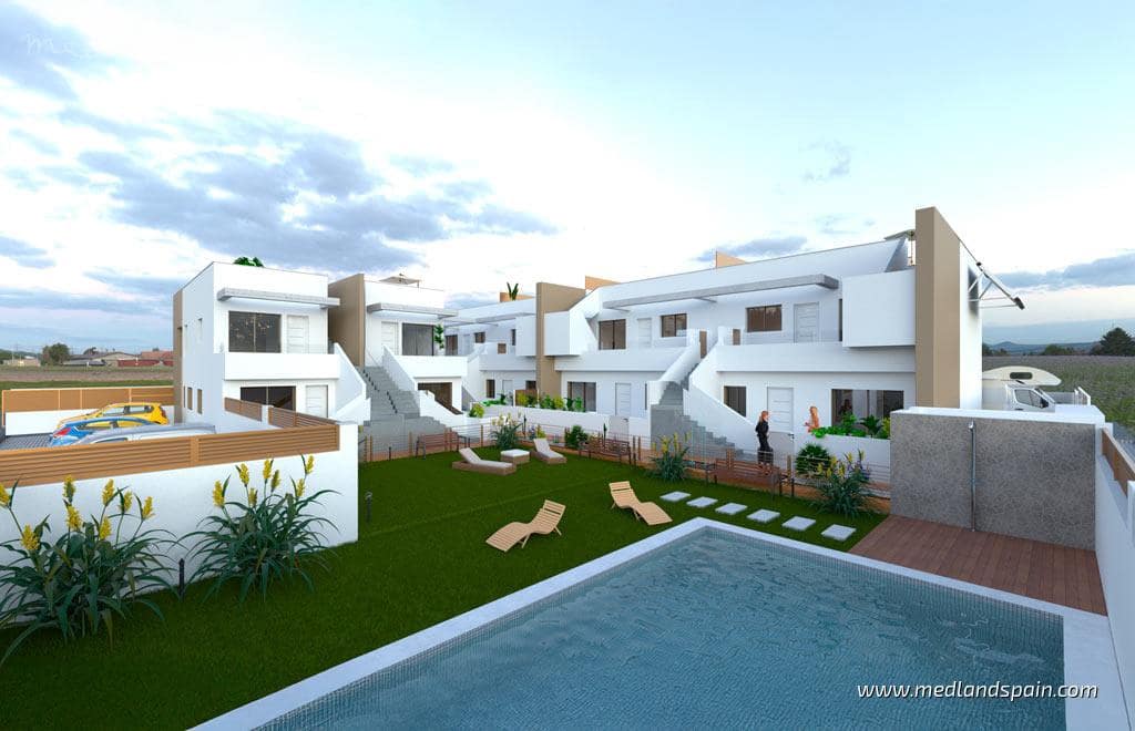 2 bedroom Apartment for sale in Pilar de la Horadada with pool garage - € 269,900 (Ref: 8928596)