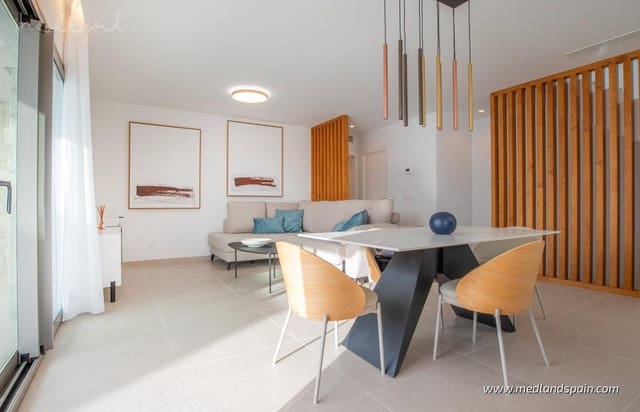 Chalet de 2 habitaciones en Finestrat en venta con piscina garaje - 578.500 € (Ref: 8933269)
