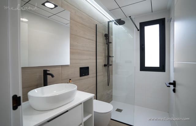 2 soverom Leilighet til salgs i Pilar de la Horadada ciudad, Pilar de la Horadada med svømmebasseng garasje - € 330 000 (Ref: 8944165)