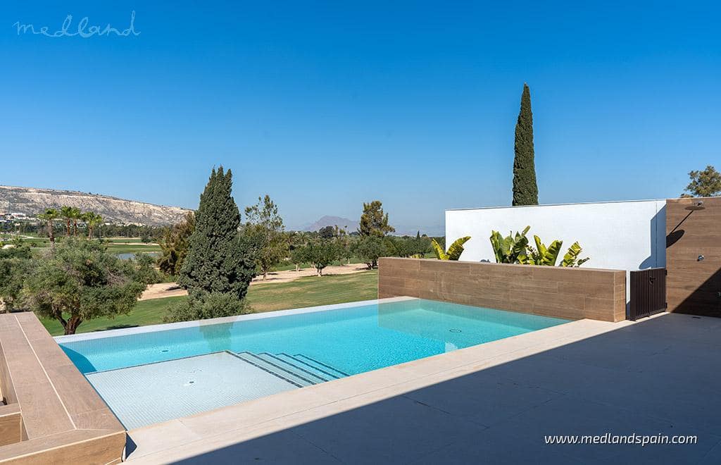 3 sovrum Villa till salu i Algorfa med pool garage - 1 249 000 € (Ref: 8949074)