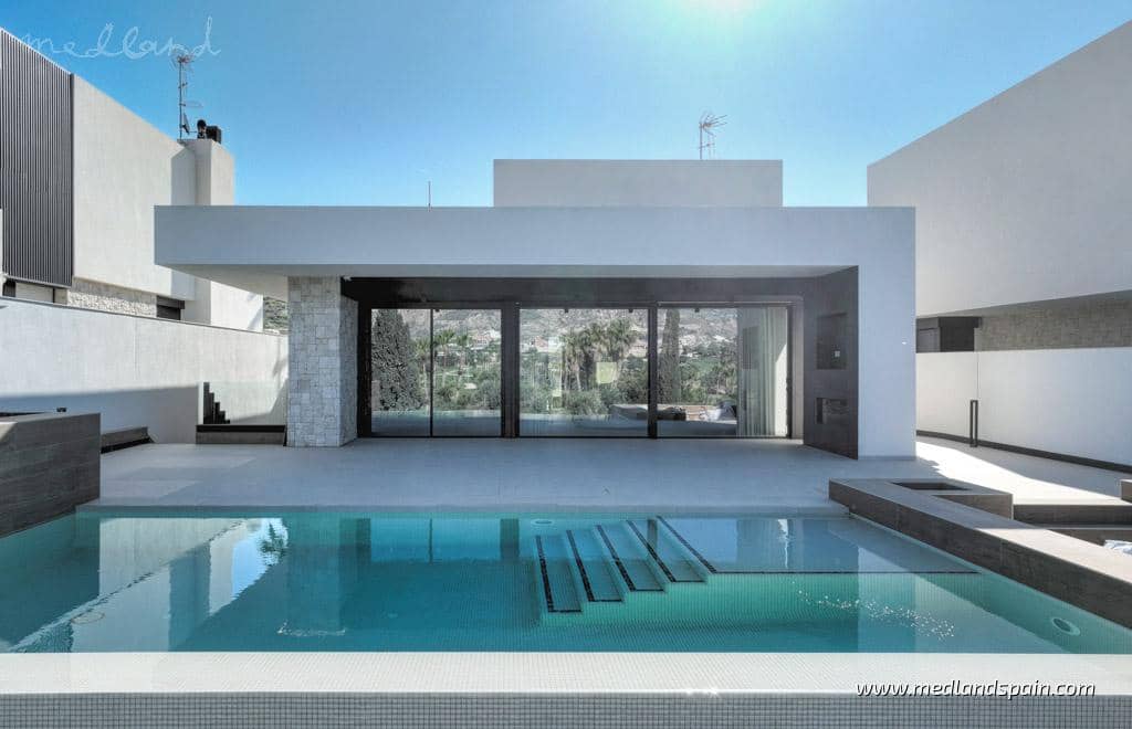 3 sovrum Villa till salu i Algorfa med pool garage - 1 249 000 € (Ref: 8949074)