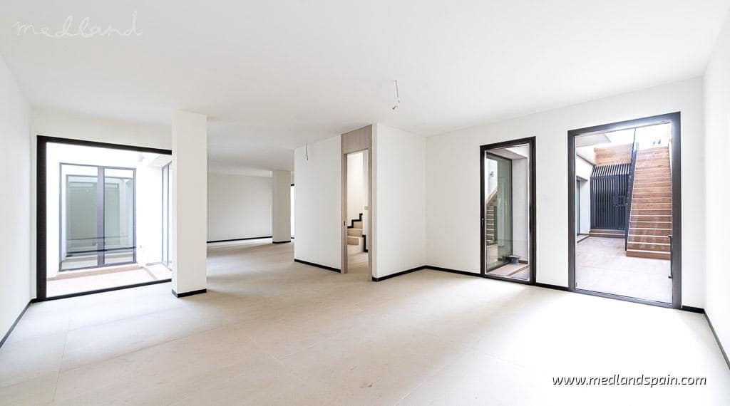 3 sovrum Villa till salu i Algorfa med pool garage - 1 249 000 € (Ref: 8949074)