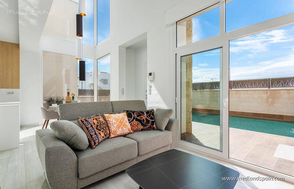 3 bedroom Villa for sale in Los Montesinos with pool garage - € 465,000 (Ref: 8949081)