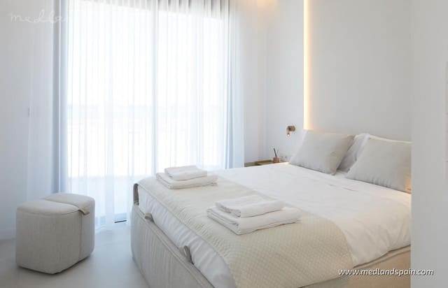 3 quarto Apartamento para venda em La Manga del Mar Menor com piscina garagem - 950 000 € (Ref: 8964315)