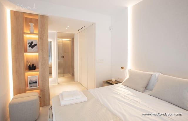 3 quarto Apartamento para venda em La Manga del Mar Menor com piscina garagem - 950 000 € (Ref: 8964315)