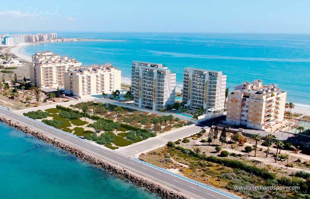 3 Zimmer Apartment zu verkaufen in La Manga del Mar Menor mit Pool Garage - 549.000 € (Ref: 8964318)