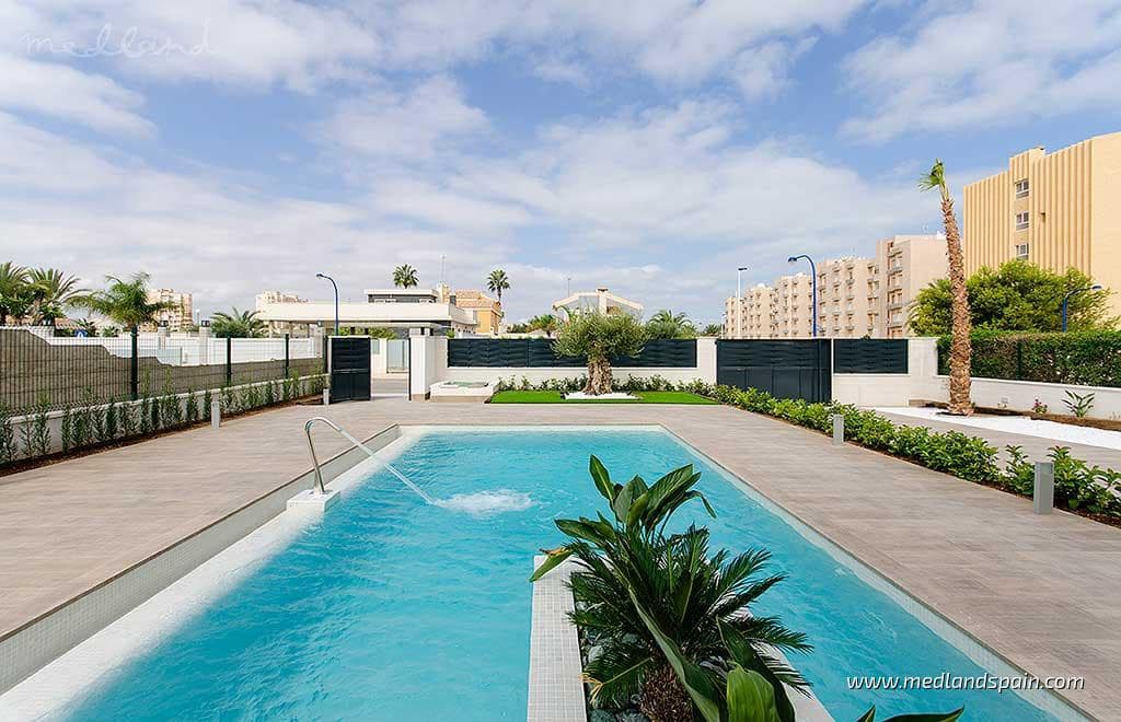 4 sovrum Villa till salu i Playa Honda med pool garage - 790 000 € (Ref: 8972675)