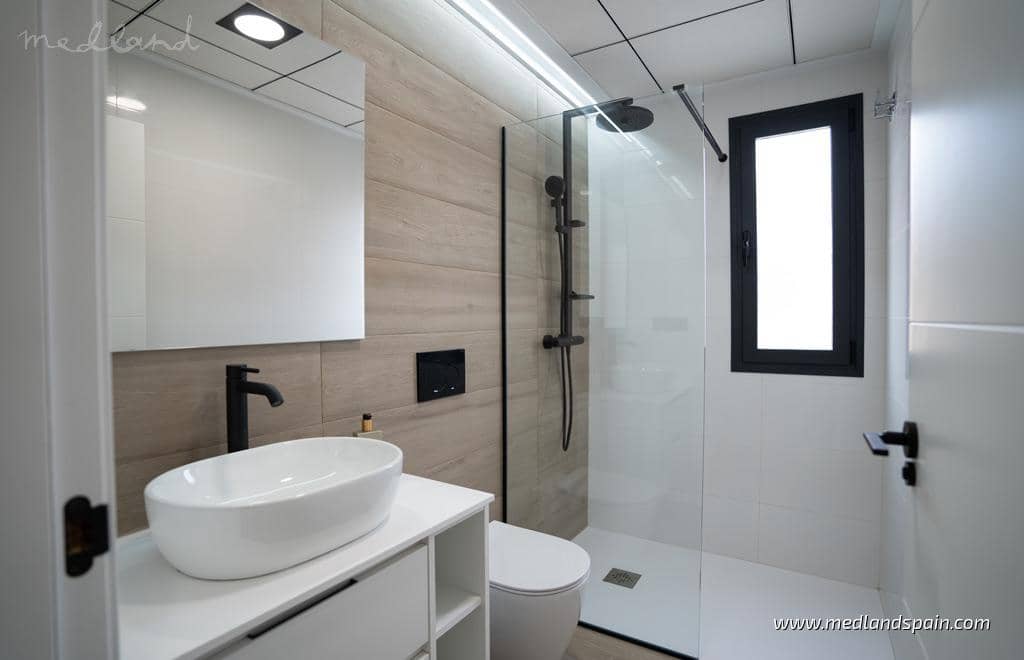 3 bedroom Apartment for sale in Pilar de la Horadada with pool garage - € 365,000 (Ref: 8982707)