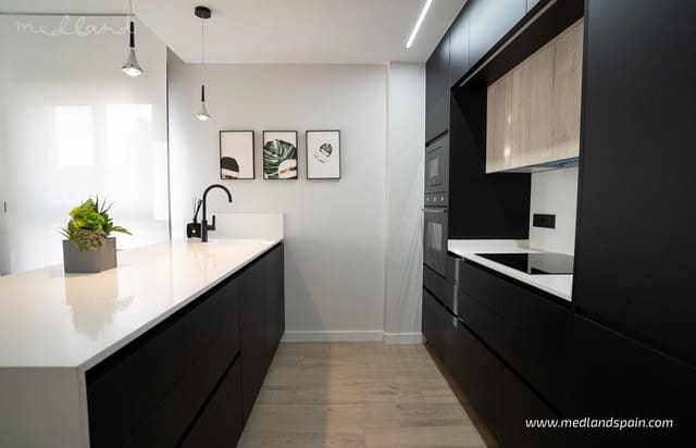 3 soverom Leilighet til salgs i Pilar de la Horadada ciudad, Pilar de la Horadada med svømmebasseng garasje - € 365 000 (Ref: 8982707)