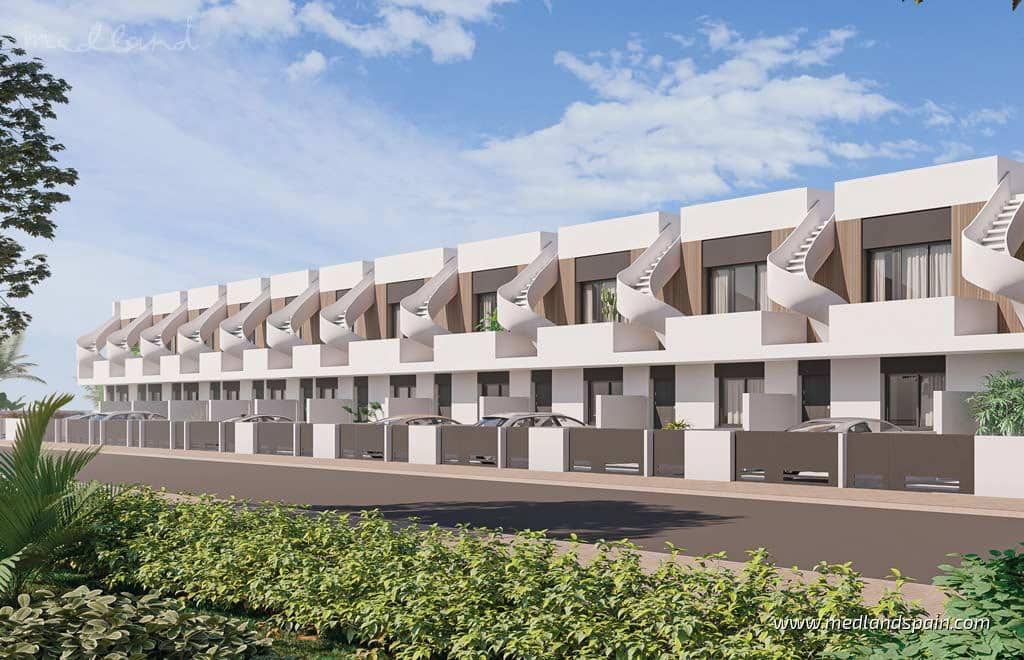 Casa de 2 habitaciones en Pilar de la Horadada en venta con piscina - 314.900 € (Ref: 8982708)