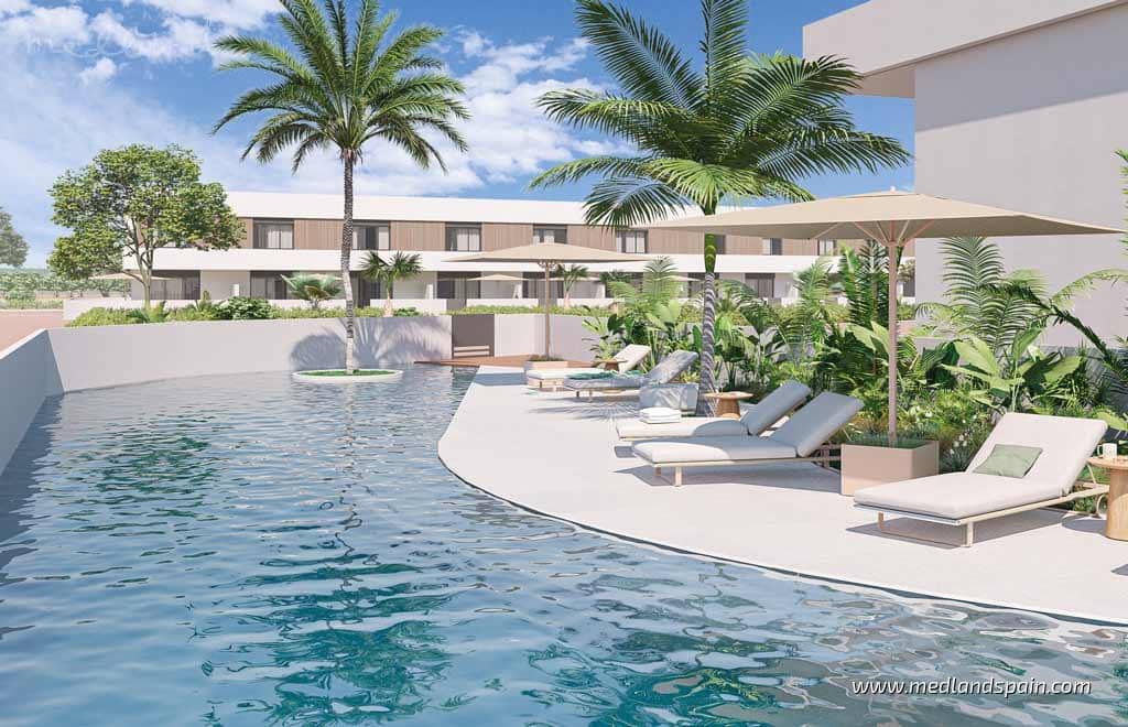 Casa de 2 habitaciones en Pilar de la Horadada en venta con piscina - 314.900 € (Ref: 8982708)