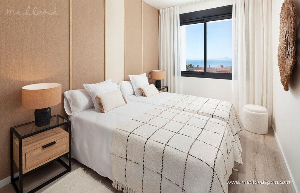 3 soveværelse Byhus til salg i Manilva med swimmingpool garage - € 595.000 (Ref: 8986161)