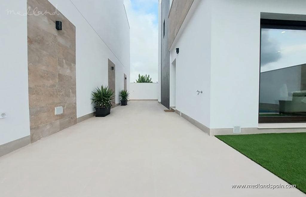 3 bedroom Villa for sale in Lo Pagan with pool garage - € 419,900 (Ref: 8986173)