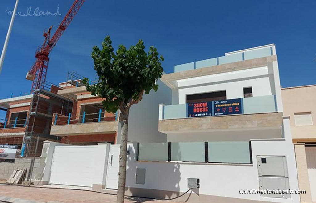 3 bedroom Villa for sale in Lo Pagan with pool garage - € 419,900 (Ref: 8986173)