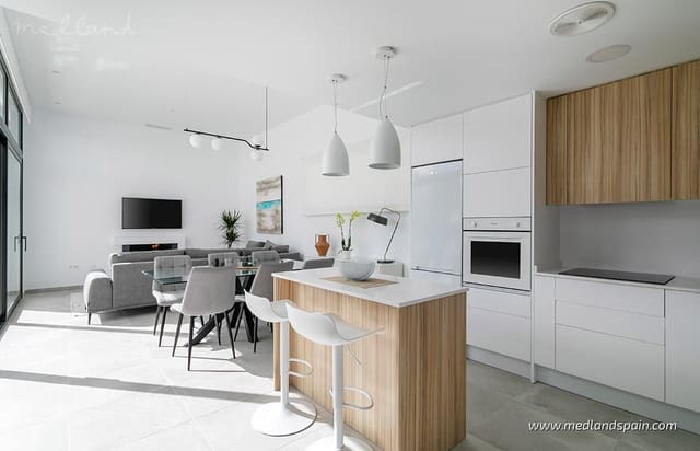 3 soveværelse Villa til salg i Calasparra med swimmingpool garage - € 339.000 (Ref: 8988809)