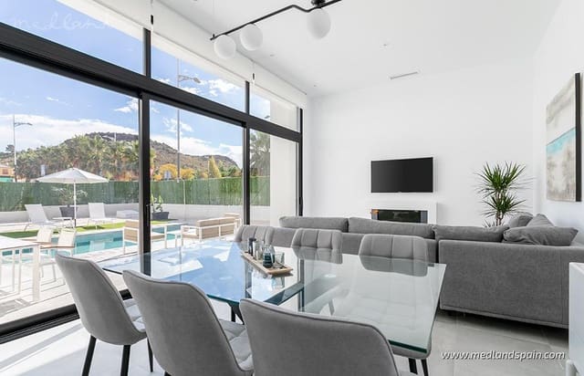 3 soveværelse Villa til salg i Calasparra med swimmingpool garage - € 339.000 (Ref: 8988809)