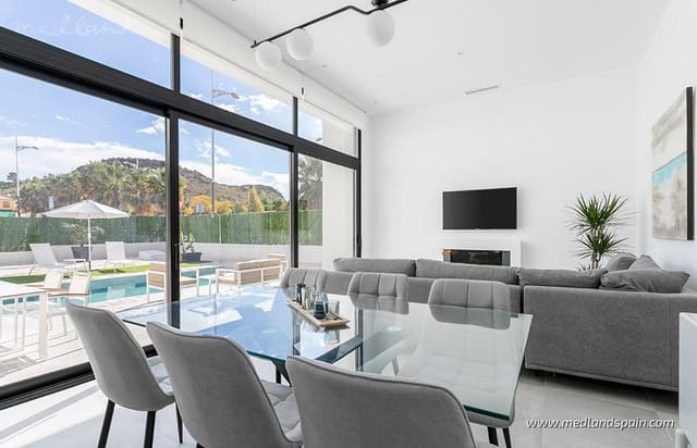 3 Zimmer Villa zu verkaufen in Calasparra mit Pool Garage - 359.000 € (Ref: 8988809)