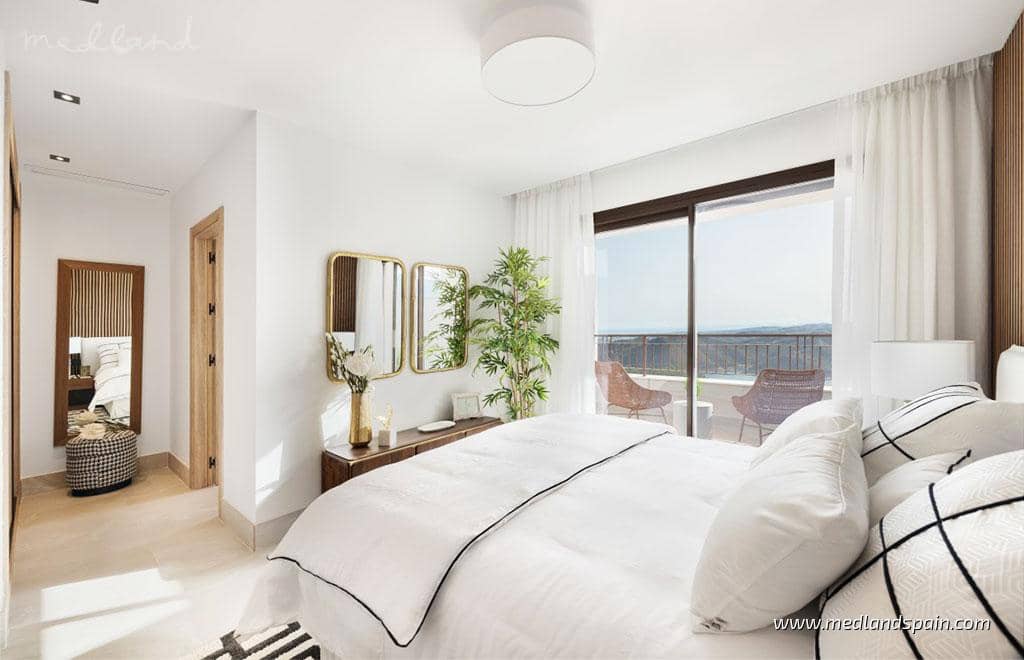 3 makuuhuone Omakotitalo myytävänä paikassa Marbella mukana uima-altaan 
autotalli - 620 000 € (Ref: 8988810)