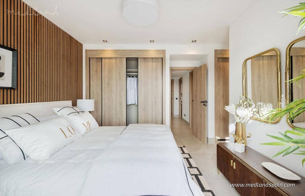 3 makuuhuone Omakotitalo myytävänä paikassa Marbella mukana uima-altaan 
autotalli - 620 000 € (Ref: 8988810)