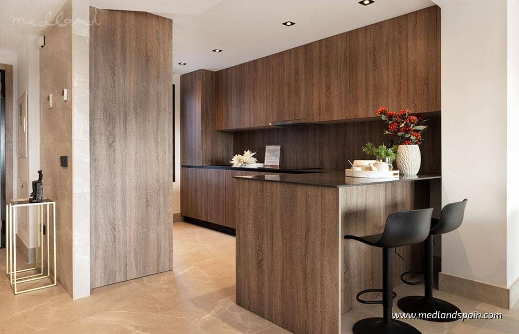 3 makuuhuone Omakotitalo myytävänä paikassa Marbella mukana uima-altaan 
autotalli - 620 000 € (Ref: 8988810)