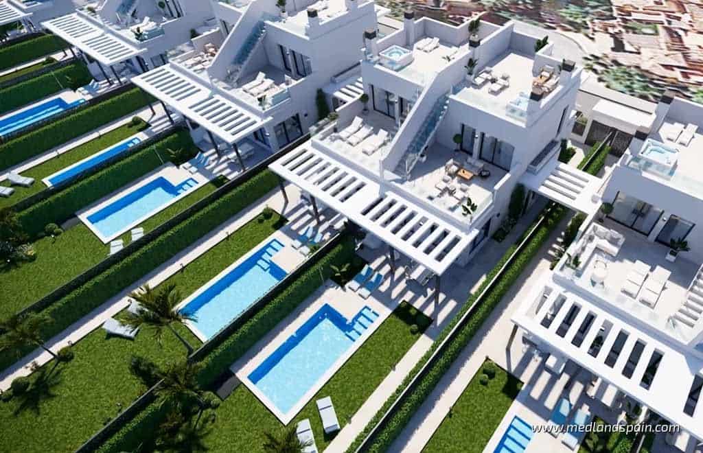 3 chambre Villa/Maison à vendre à Los Alcazares avec piscine garage - 1 390 000 € (Ref: 8988812)