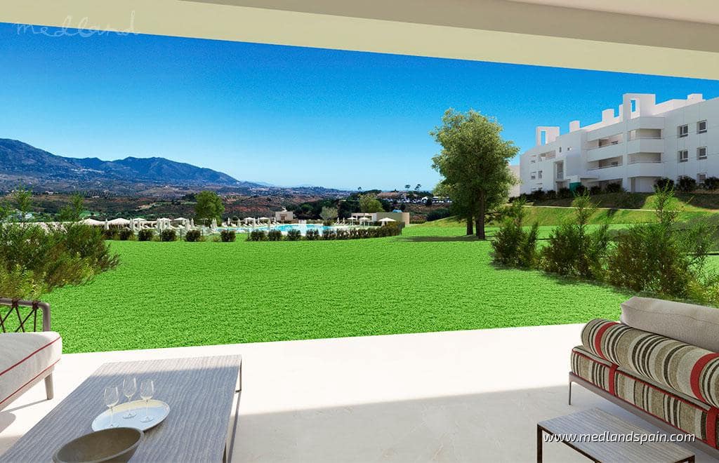 2 bedroom Apartment for sale in Mijas Costa with pool garage - € 400,000 (Ref: 8994326)