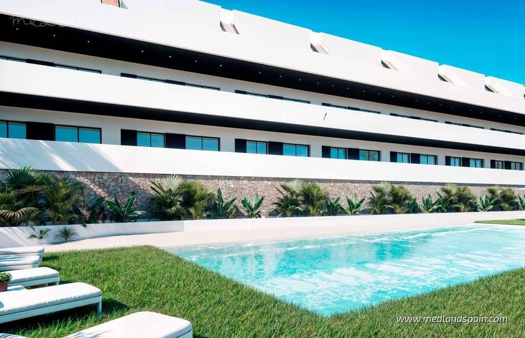 2 Zimmer Apartment zu verkaufen in Finestrat mit Pool Garage - 372.900 € (Ref: 9003284)